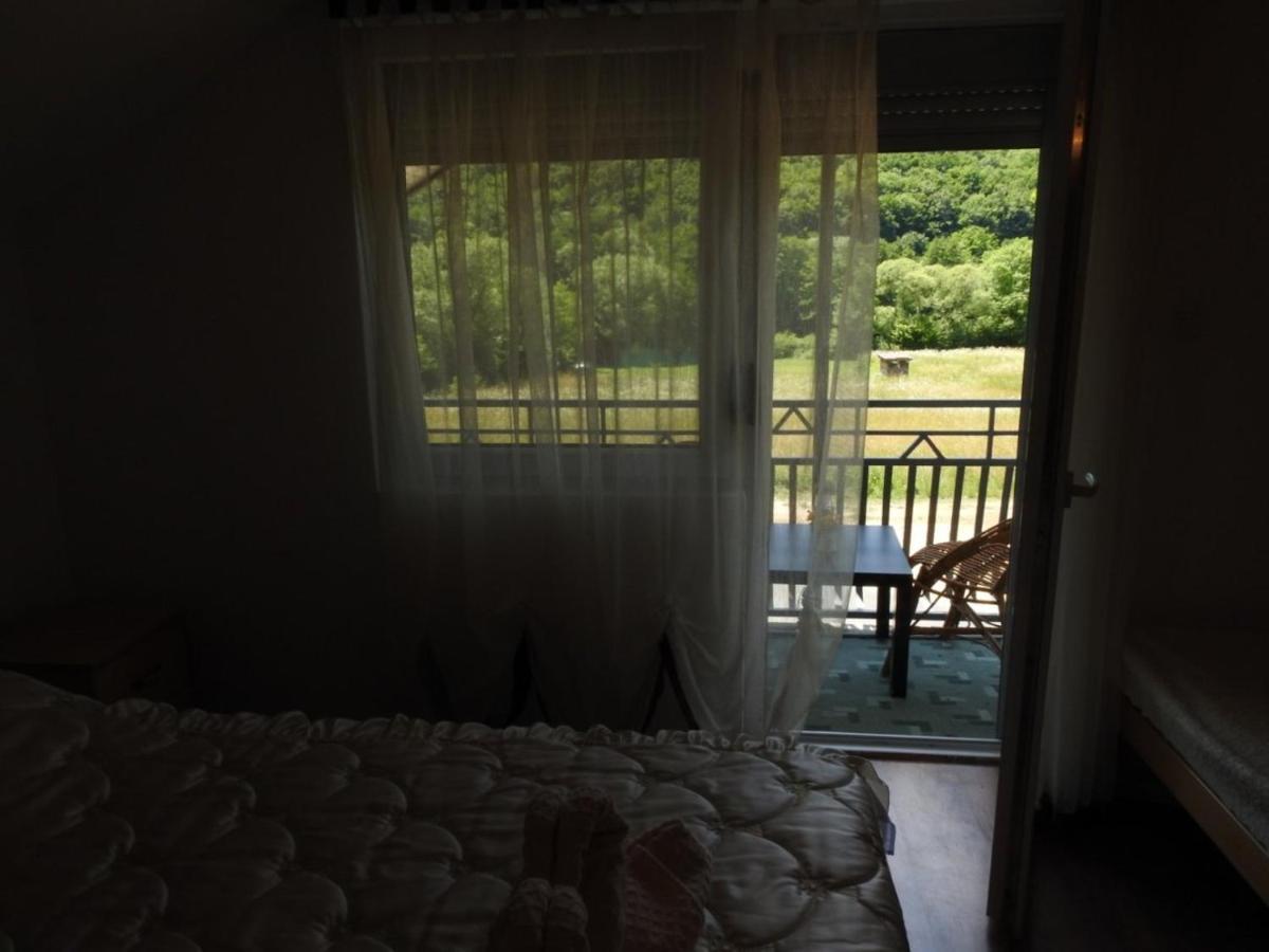 Omar & Una Apartmani Bihac Exterior photo